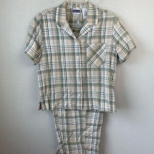 Erika & Co. Short Sleeve Button-Down Plaid Shirt - Green & Cream